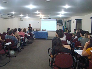 0718-crp_rj_debate_com_psicologos_o_protocolo_de_recolhimento_compulsorio01-300x225.jpg